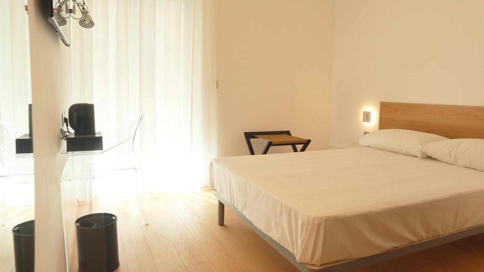 Victor Hotel Bari Exterior photo