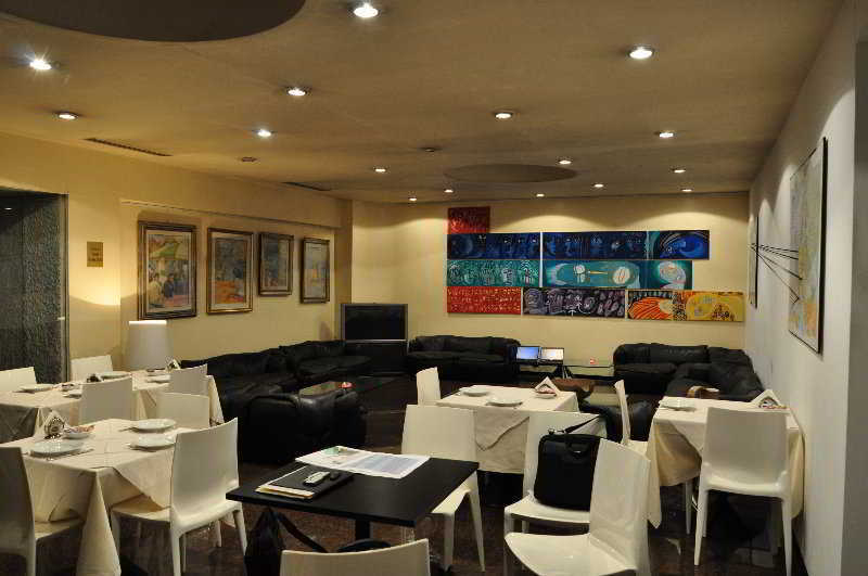 Victor Hotel Bari Exterior photo